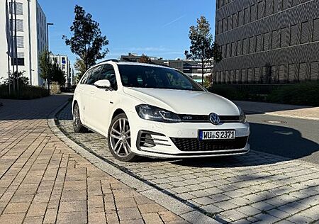 VW Golf Volkswagen 2.0 TDI GTD Variant GTD