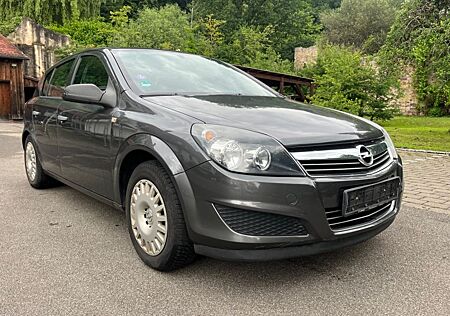 Opel Astra H Lim. / Klima / AHK / LPG / TÜV 12-2026