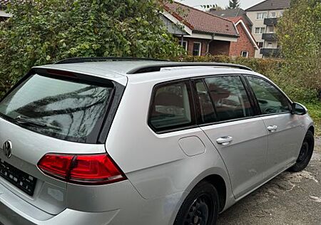 VW Golf Volkswagen VII Variant Trendline BlueMotion AHK