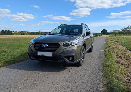 Subaru Outback 2.5i Exclusive Cross viele Extras