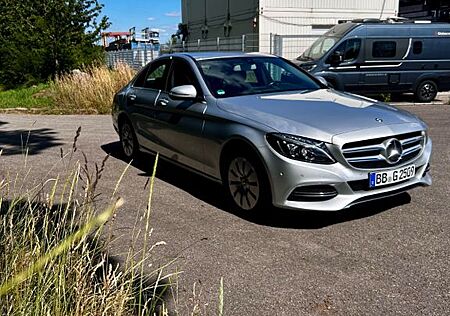 Mercedes-Benz C 180 -