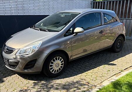 Opel Corsa 1.2 Color Edition