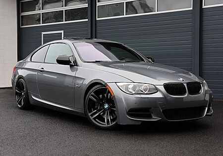 BMW 335is Coupé E92 M/H&K/SHZ/NAVI/BTH/Ambiente/R19