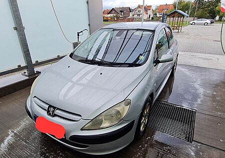 Peugeot 307 1.6 Tendance 110