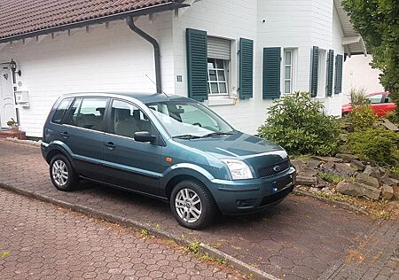 Ford Fusion 1,4 16V + / 27700 Km Original