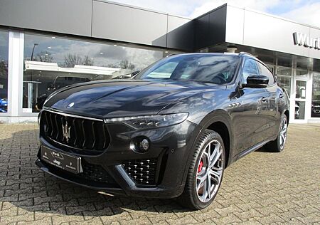 Maserati Levante Modena S Q4/ Panoramadach