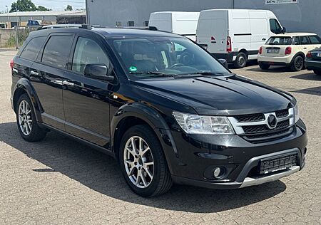 Fiat Freemont 4WD 3.6 281PS 7Sitzer Automatik Kamera