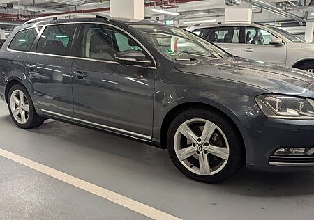 VW Passat Variant Volkswagen 2.0 BlueTDI DSG Exclusive Var...