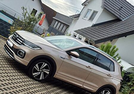 VW T-Cross Volkswagen 1.0 TSI 85kW STYLE R-Line SHZ ACC LED