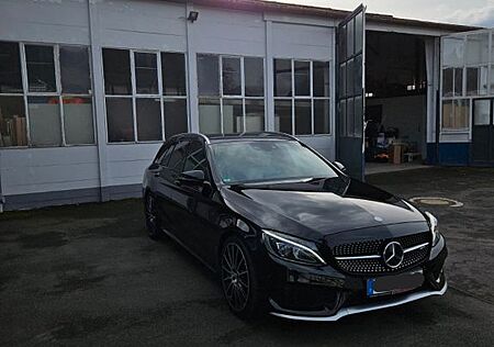 Mercedes-Benz C 43 AMG Mercedes-AMG C 43 4MATIC T Autom. M...