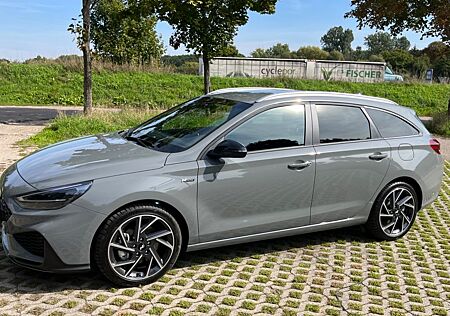 Hyundai i30 1.5 T-GDI Hybrid DCT N-Line