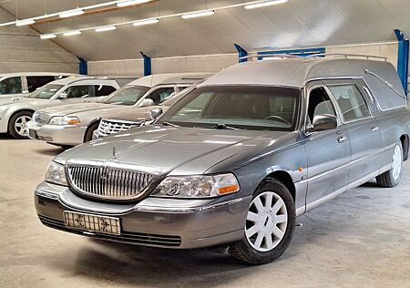 Lincoln Town Car -LEICHENWAGEN