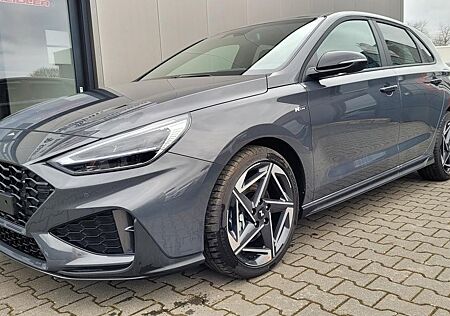 Hyundai i30 HB N-Line*Navi*LED*Shzg*Lhzg*PDCv+h*Cam*18"