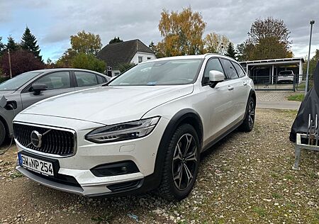 Volvo V90 Cross Country V90 CC B5 AWD Ultimate / Wertstabil und elegant