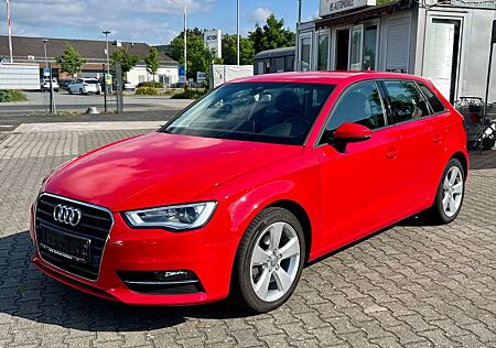 Audi A3 Sportback Ambition *1.Hd/ Xenon/ Navi/ WR*