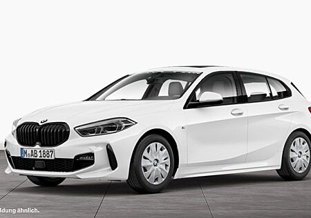BMW 120i M Sport AHK LiveCockpitProf Pano.Dach PDC