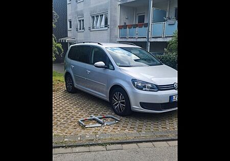 VW Touran Volkswagen 1.4 TSI 103kW -