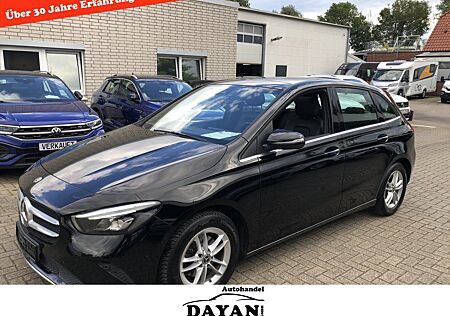 Mercedes-Benz B 180 1.5 CDI Style Pano Navi LED Kamera Keyless