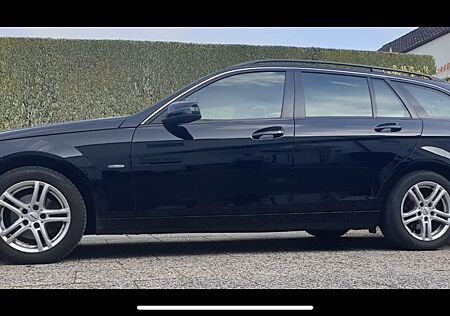 Mercedes-Benz C 180 CDI T BlueEFFICIENCY -