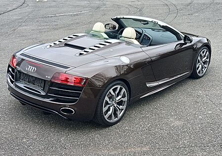 Audi R8 5.2 FSI R tronic quattro Spyder -