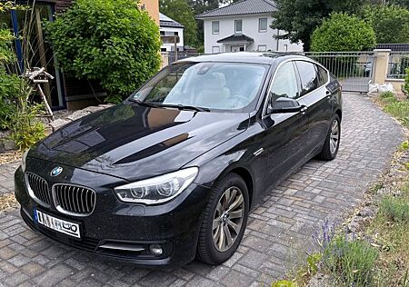 BMW 530d xDrive GT Vollausstattung ACC Stdhzg HeadUp