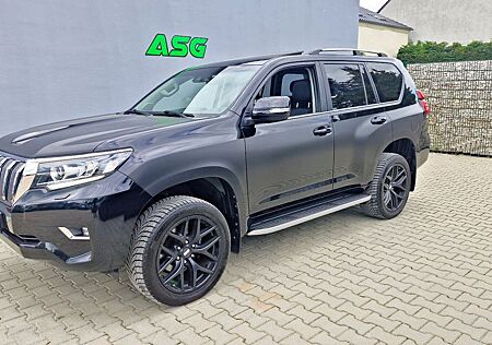 Toyota Land Cruiser TEC-Edition - AHK / Schiebedach