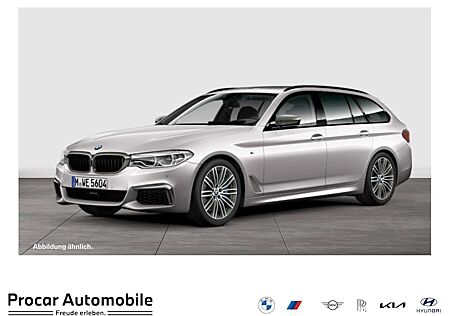BMW M550d xDrive Touring M Sport HUD PANO ACC AHK