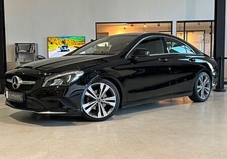 Mercedes-Benz CLA 180 Urban Lim. *Navi,LM,LED,Tempomat*