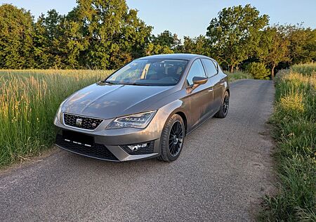 Seat Leon 1.4 TSI 92kW Start&Stop FR !!Wenig KM!!