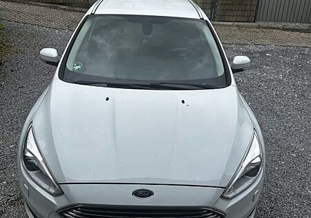 Ford Focus 2,0 TDCi 110kW Business Turnier Busine...