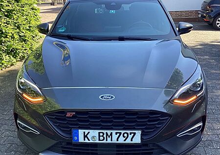 Ford Focus 2,0 EcoBlue 110kW Active Turnier A. Active