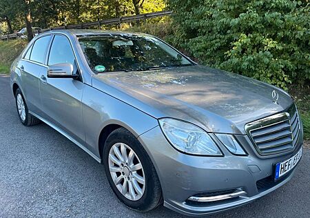 Mercedes-Benz E 220 CDI BlueEFFICIENCY -