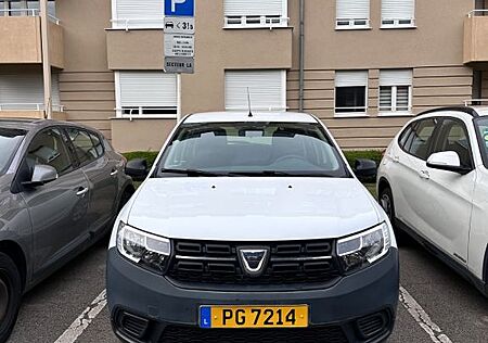 Dacia Sandero SCe 75 Essential Essential