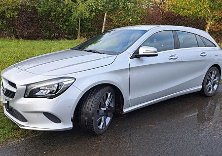 Mercedes-Benz CLA 220 Shooting Brake CLA 220 d 4MATIC DCT ...