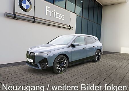 BMW iX M60 LASER+LEDER+PANO+LUFTFEDER+BOWERS & WILK.