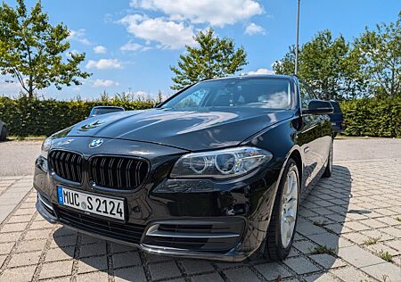 BMW 520D Touring A -