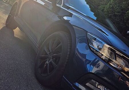 VW Passat Variant Volkswagen 1.5 TSI Business ...
