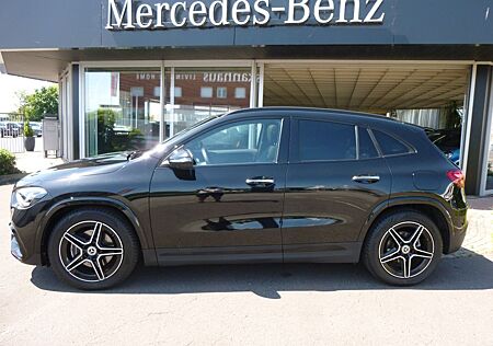 Mercedes-Benz GLA 200 AMG,360°,AHK,Distronic,Panodach