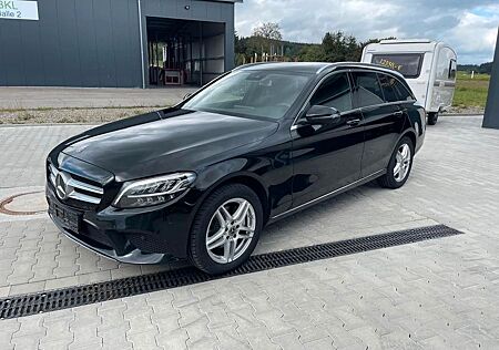 Mercedes-Benz C 220 d 4MATIC T Autom. -