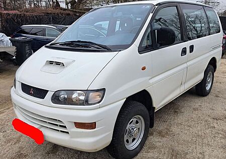 Mitsubishi Space Gear 4x4 2.5TD Klima Sitzheizung