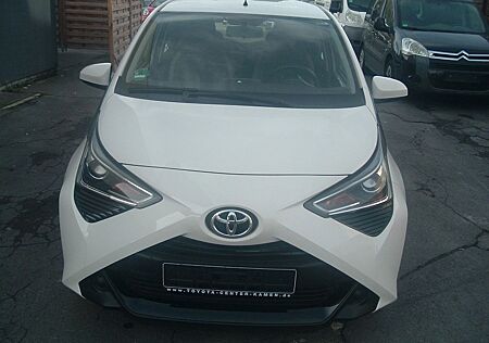 Toyota Aygo (X) Aygo -play