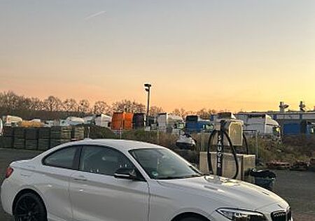 BMW 220i Coupé - M240i/M235i Umbau - Alpinweiss