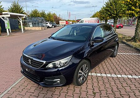 Peugeot 308 BlueHDi 130 Allure Navi Pano Kamera