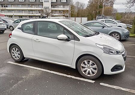 Peugeot 208 1.2 Active PureTech 82 Active