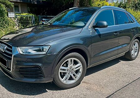 Audi Q3 1.4 TFSI ultra sport SH Alu WR