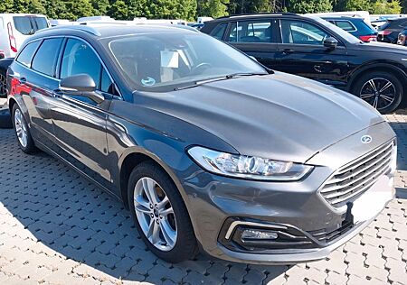 Ford Mondeo Turnier Titanium 2.0 TDCI Automatik