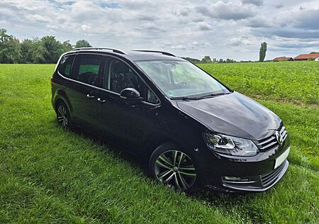 VW Sharan Volkswagen 2.0 TDI SCR 135kW DSG Highline Highline