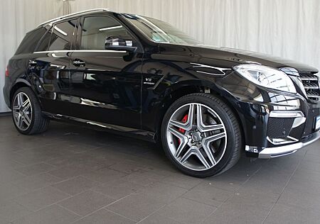 Mercedes-Benz ML 63 AMG PERFORMANCE K111-309