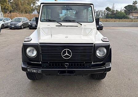 Mercedes-Benz G 300 GD