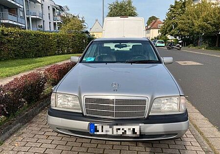 Mercedes-Benz C 180 ELEGANCE Elegance